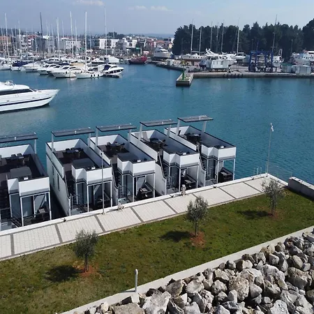 Relax In A Houseboat With A Rooftop Novigrad (Istria)