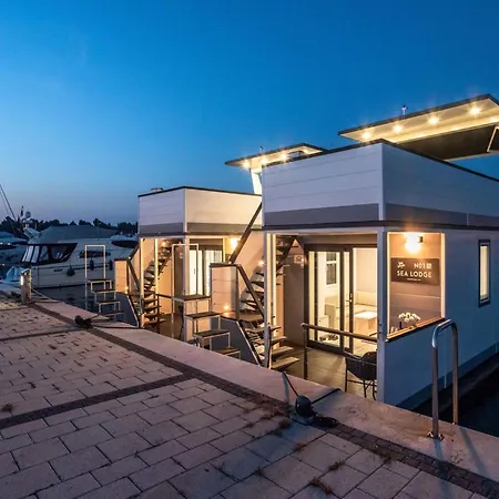 Relax In A Houseboat With A Rooftop 3* Novigrad Istria